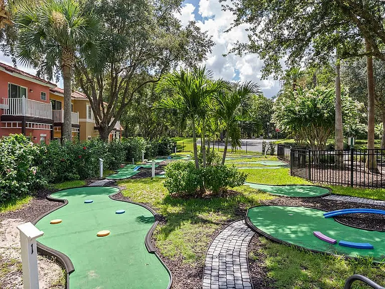 Sun Key Pl — Photo 68