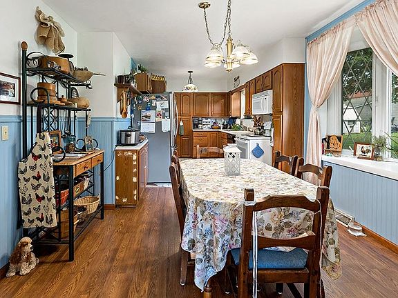 5th image of 1008 2nd St