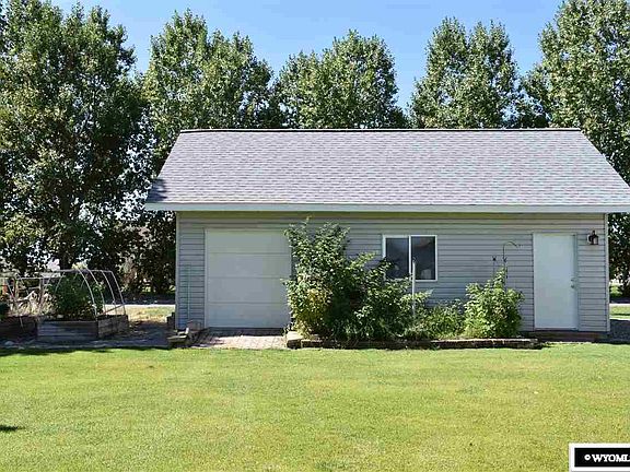 3rd image of 3741 Village Dr