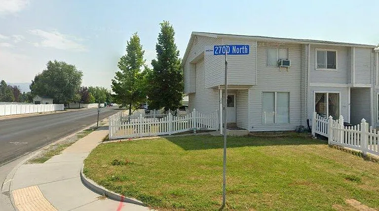 396 E 2700 N — Photo 7