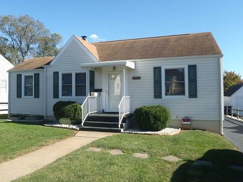 1st image of 2427 Cornell Dr NW