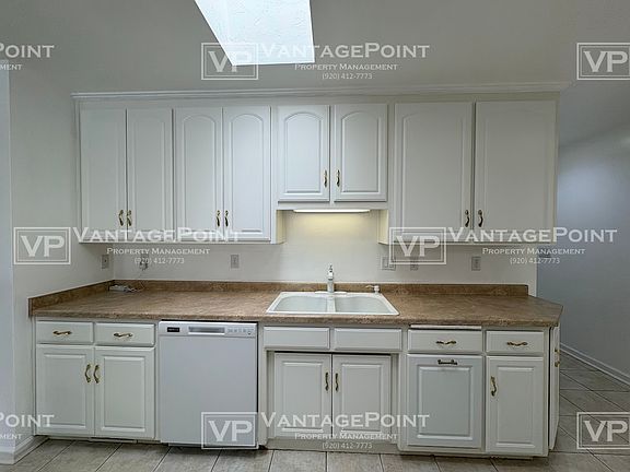 5th image of 1684 Twin Lakes Cir #1