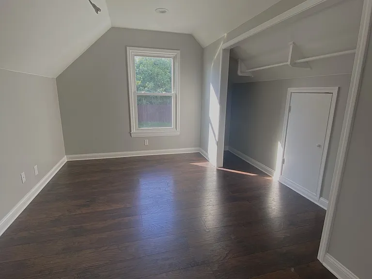 2301 Sherwood Hills Ct — Photo 21
