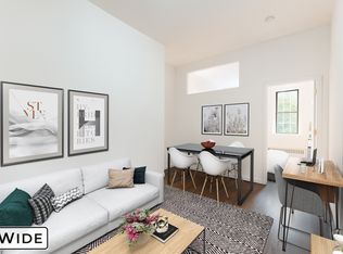 284 E 10th St, New York, NY 10009