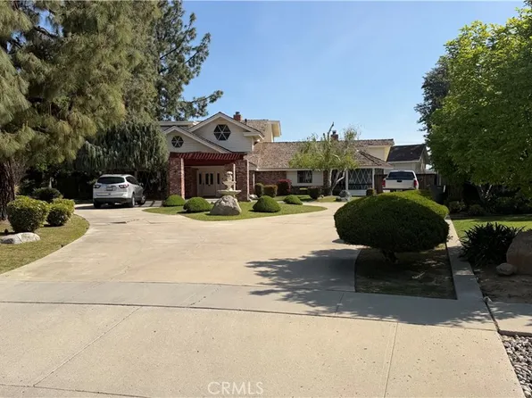 7112 Crestwood St, Bakersfield, CA 93308