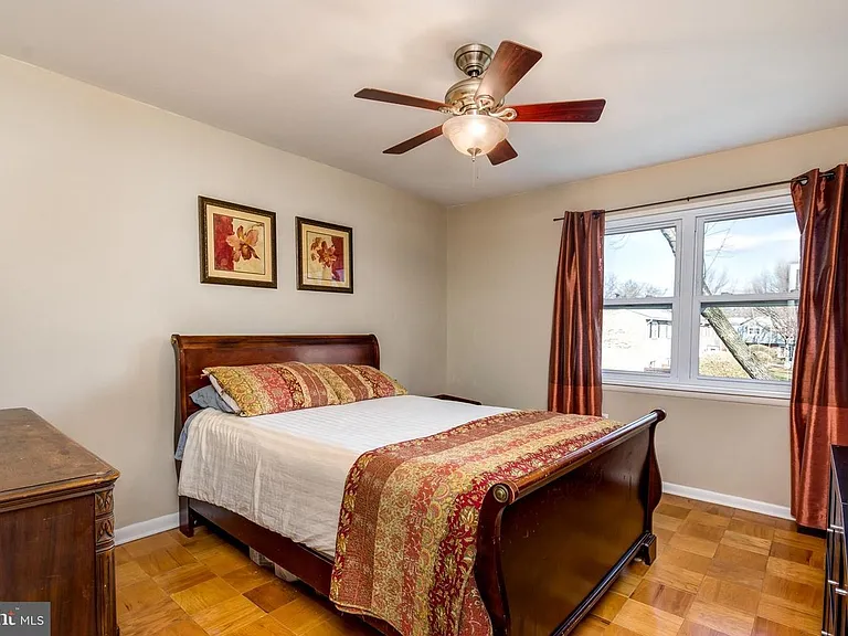 8309 Norwood Dr — Photo 9
