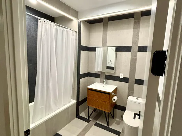 51 Cedar Street image 8 of 15