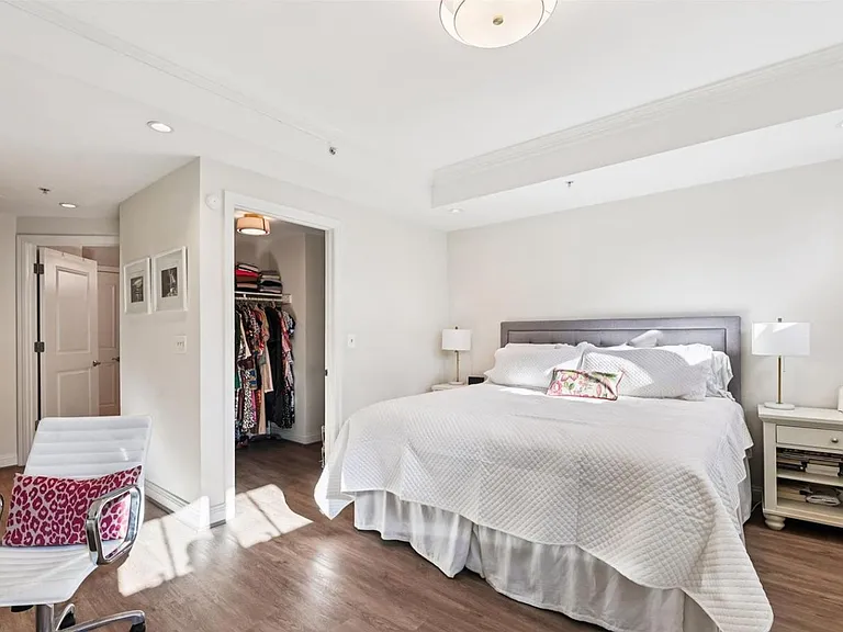 2501 Wisconsin Ave NW #7 — Photo 13