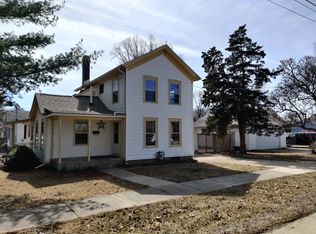 420 E 3rd St, Sandwich, IL 60548