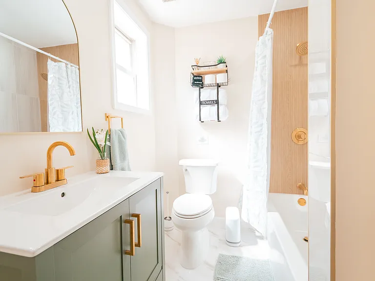 18 Van Rensselaer St #1 — Photo 22