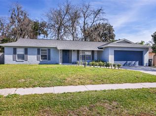 915 Shangri La Dr, Seffner, FL 33584