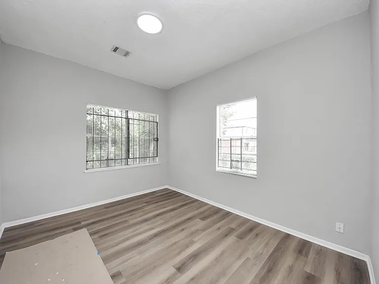 2102 Gray St #1 — Photo 19