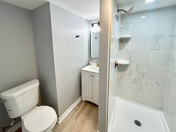 3rd image of 1118 Pennsylvania St #3