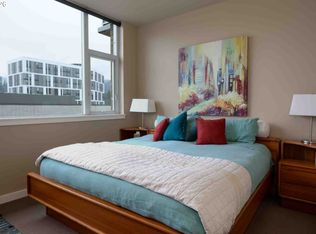 1930 S River Dr Unit W704, Portland, OR