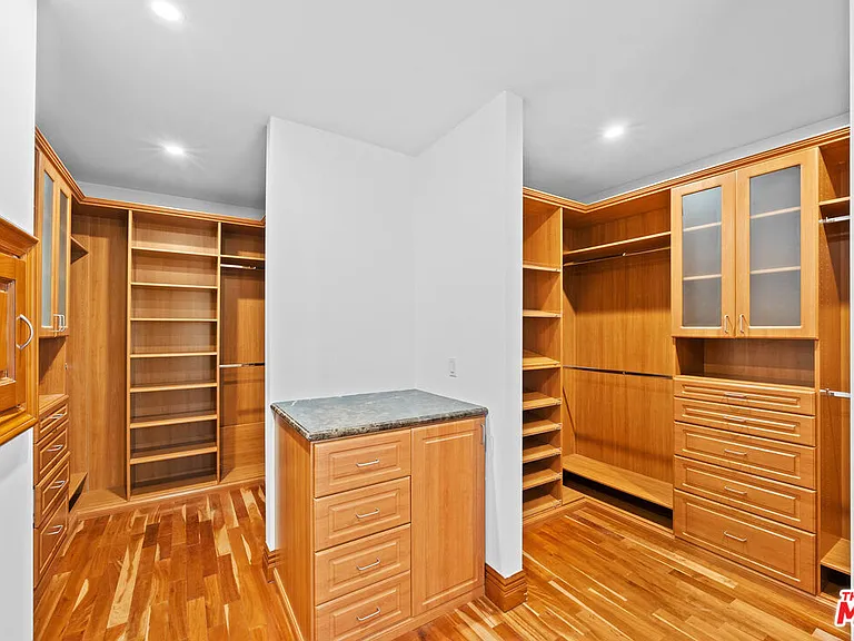 9033 Cresta Dr — Photo 27