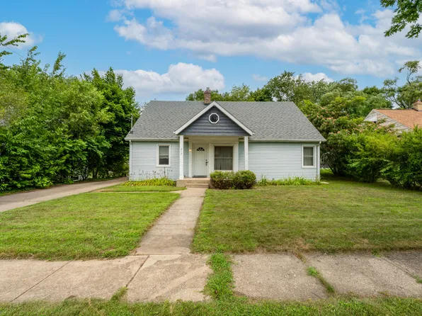 213 E Van Hoesen Blvd, Portage, MI 49002