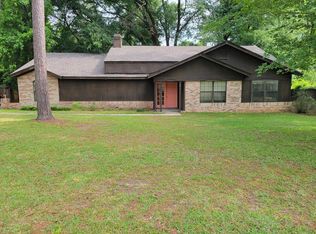 572 Inlet Rd, Eufaula, AL 36027