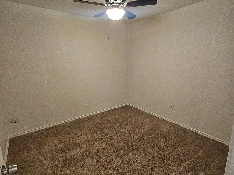2201 Rainforest Ln — Photo 11