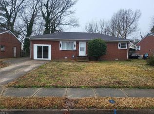223 Martha Lee Dr, Hampton, VA 23666