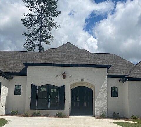 2nd image of 100 Grayson Way