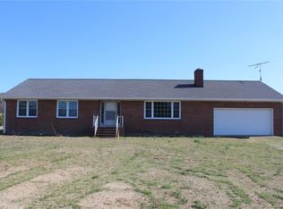 4328 Buena Vista Rd, Saluda, VA 23149