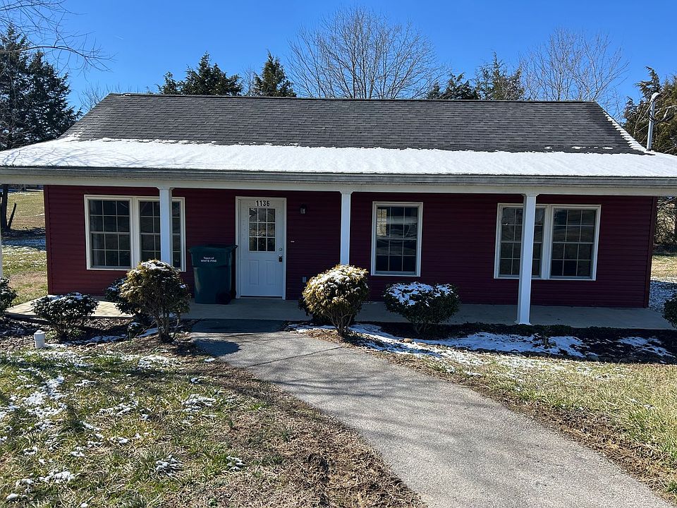 1st image of 1136 Rosella Dr