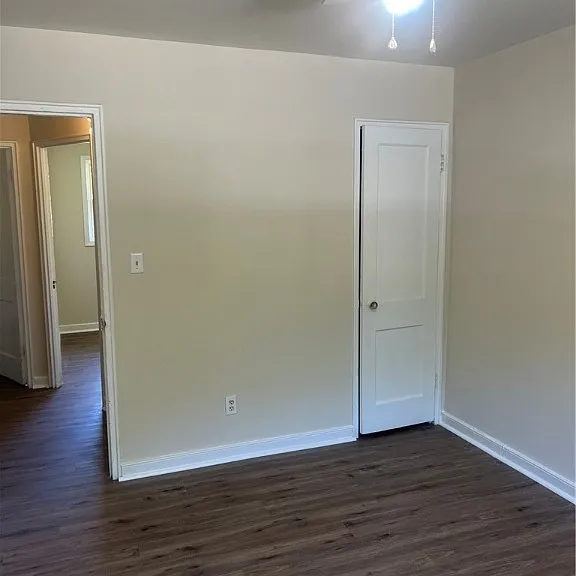 607 Monticello Dr — Photo 9