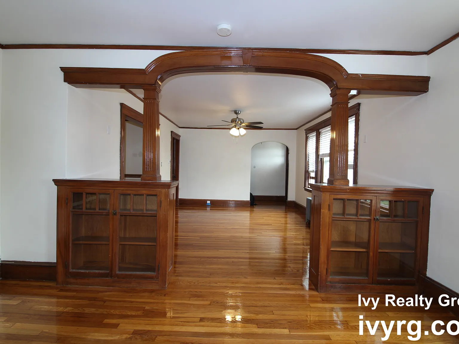 2 bed, 1.0 bath, $2,900 — Photo 4