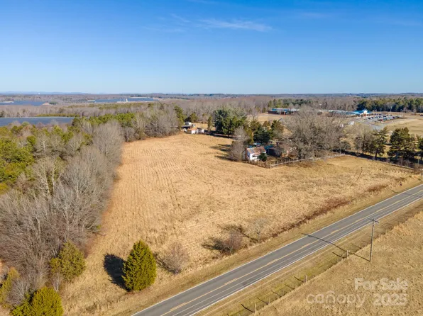 2808 Water Plant Rd, Maiden, NC 28650