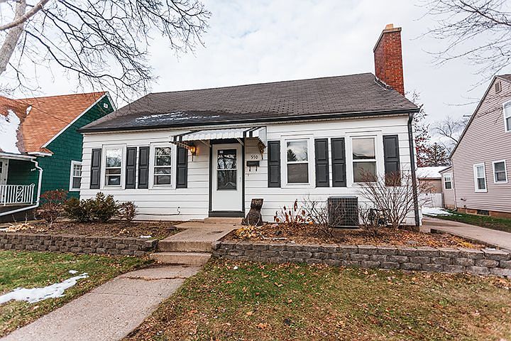 1st image of 550 River Ln