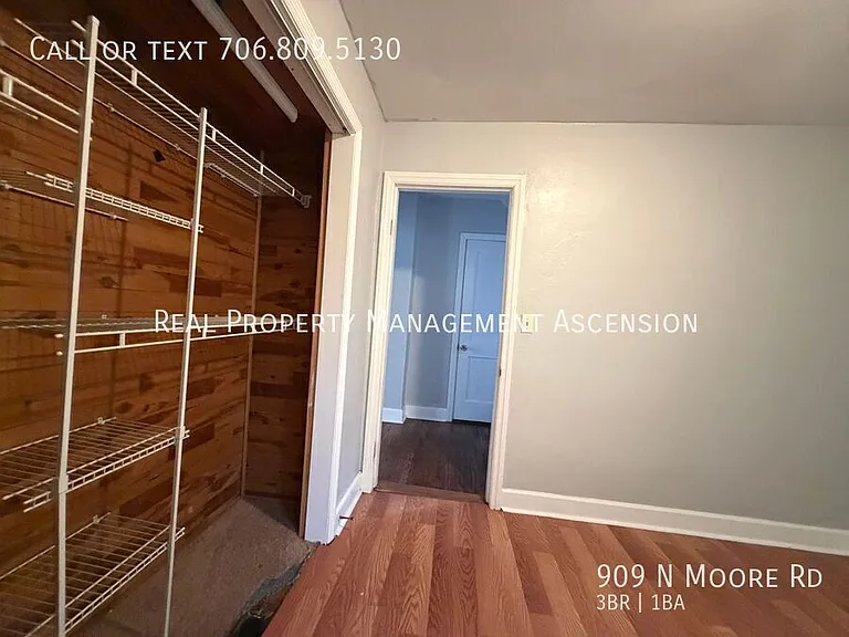 909 N Moore Rd — Photo 17