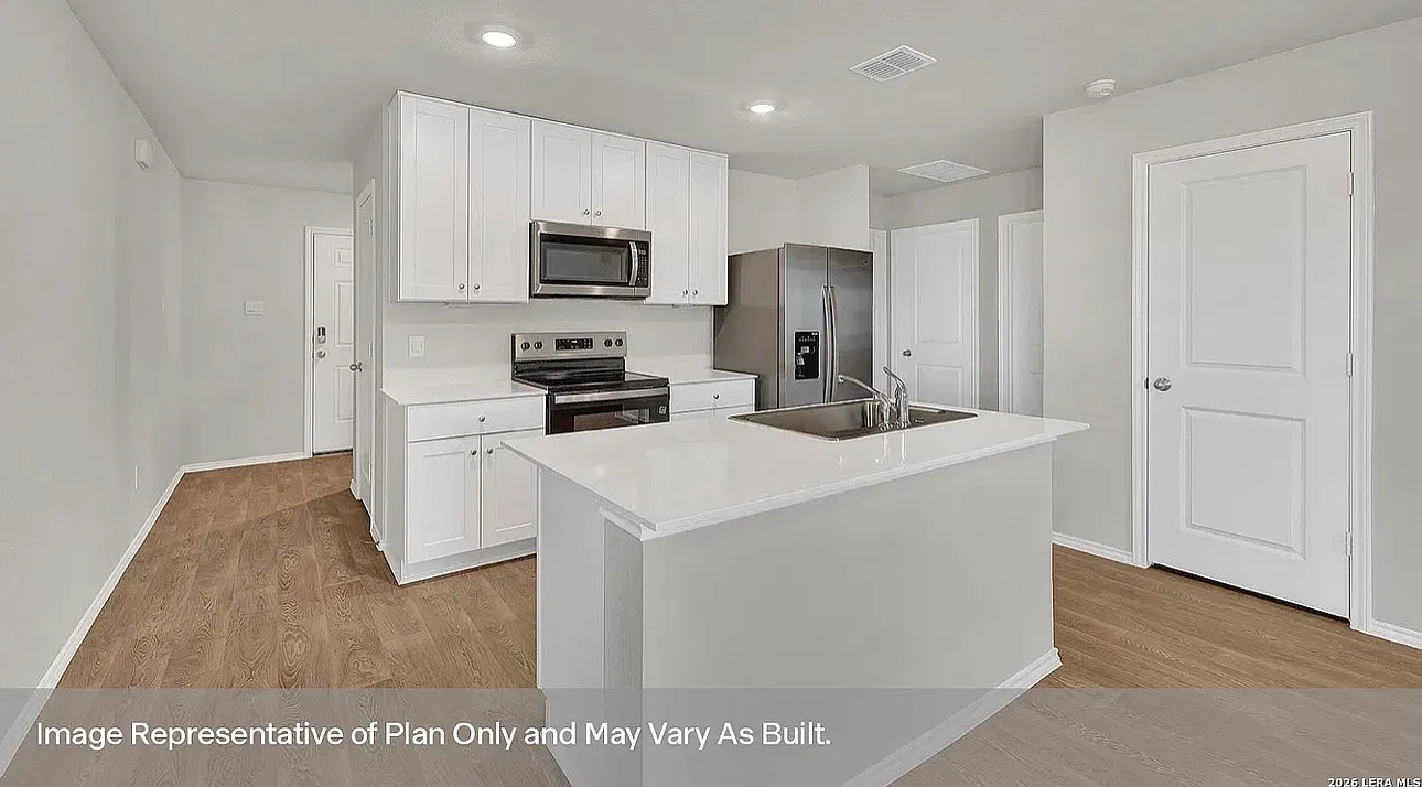 3 bed, 1280 sqft, $1,845 — Photo 2