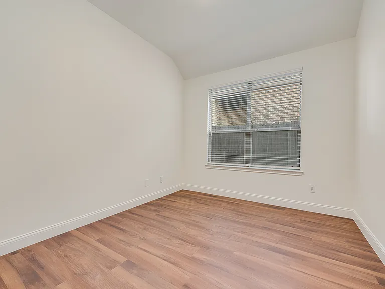 3003 Flint Rock Dr — Photo 16