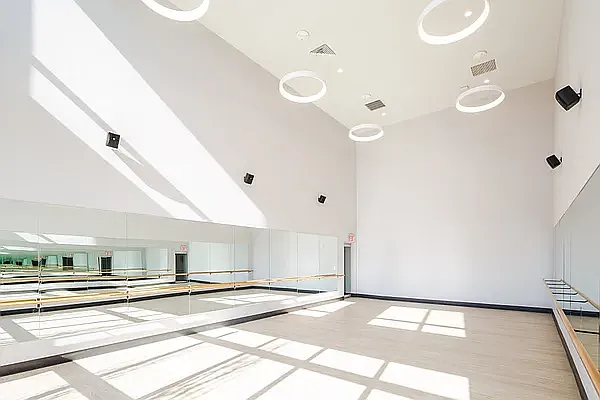 Rented by MNS | media 55