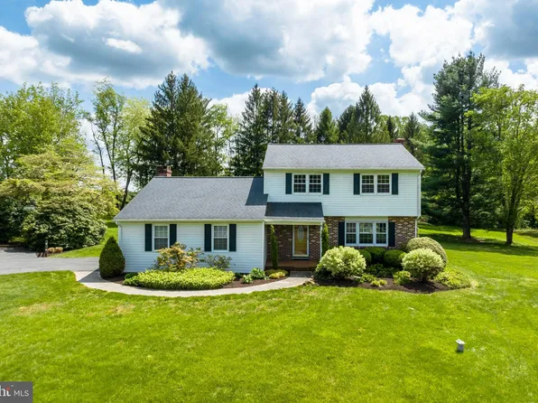 112 Valley Dr, Landenberg, PA 19350