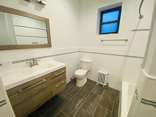 Rented by Voro NYC | media 20