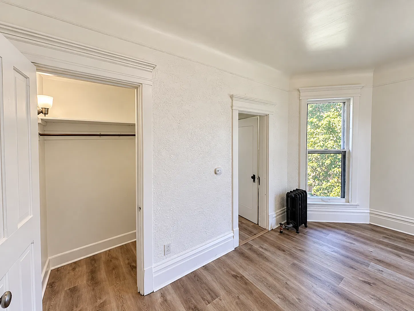 Studio, 400 sqft, $825 — Photo 3