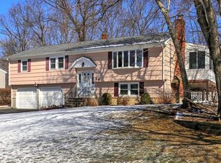29 Brooklawn Dr, Milford, CT 06460