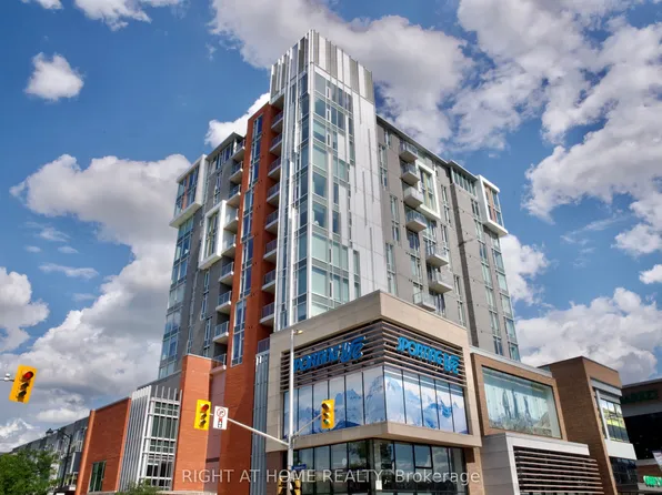118 Holmwood Ave #708, Ottawa, ON K1S 5J5