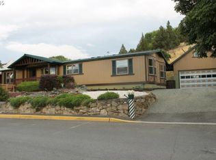 189 SE Dayton St, John Day, OR 97845