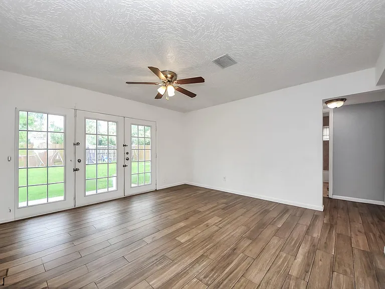 7414 Battlewood Dr — Photo 8