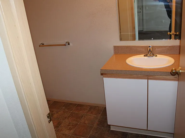 3335 N Lakeharbor Ln #205 — Photo 8