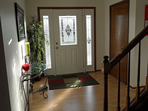 5th image of 28216 Stonegate Cir