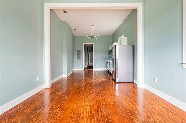 2 bed, 1.0 bath, 943 sqft, $1,450 — Photo 2