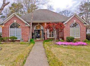 53 Aberdeen Dr, Little Rock, AR 72223