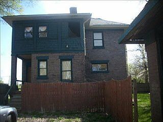 1st image of 909 Kishwaukee St
