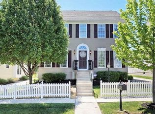 253 Village Park Dr, Lebanon, OH 45036