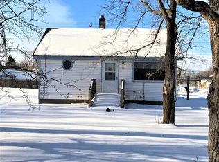 1506 1st Ave E, Intl Falls, MN 56649