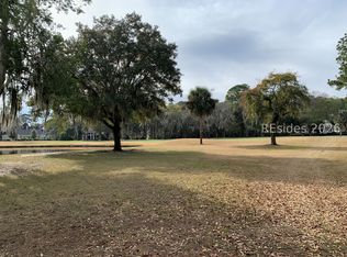 37 Hampton Ln, Bluffton, SC 29910