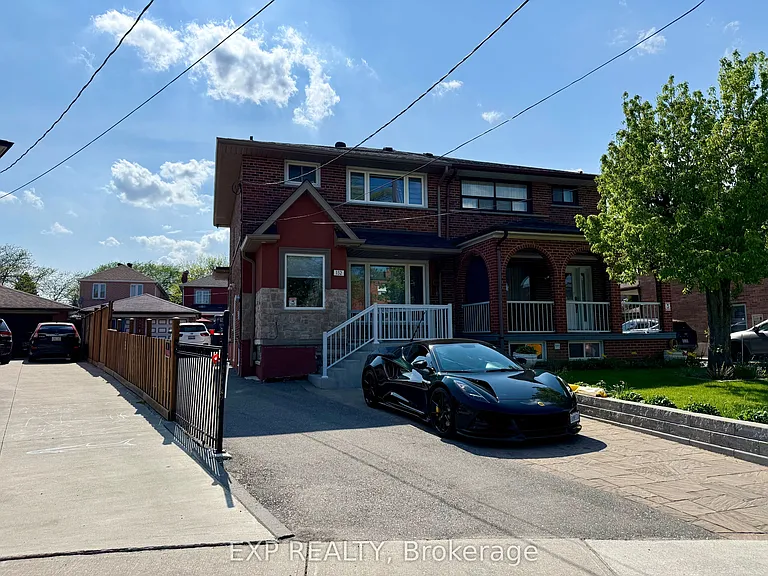132 Brookhaven Dr #UPPER — Photo 1